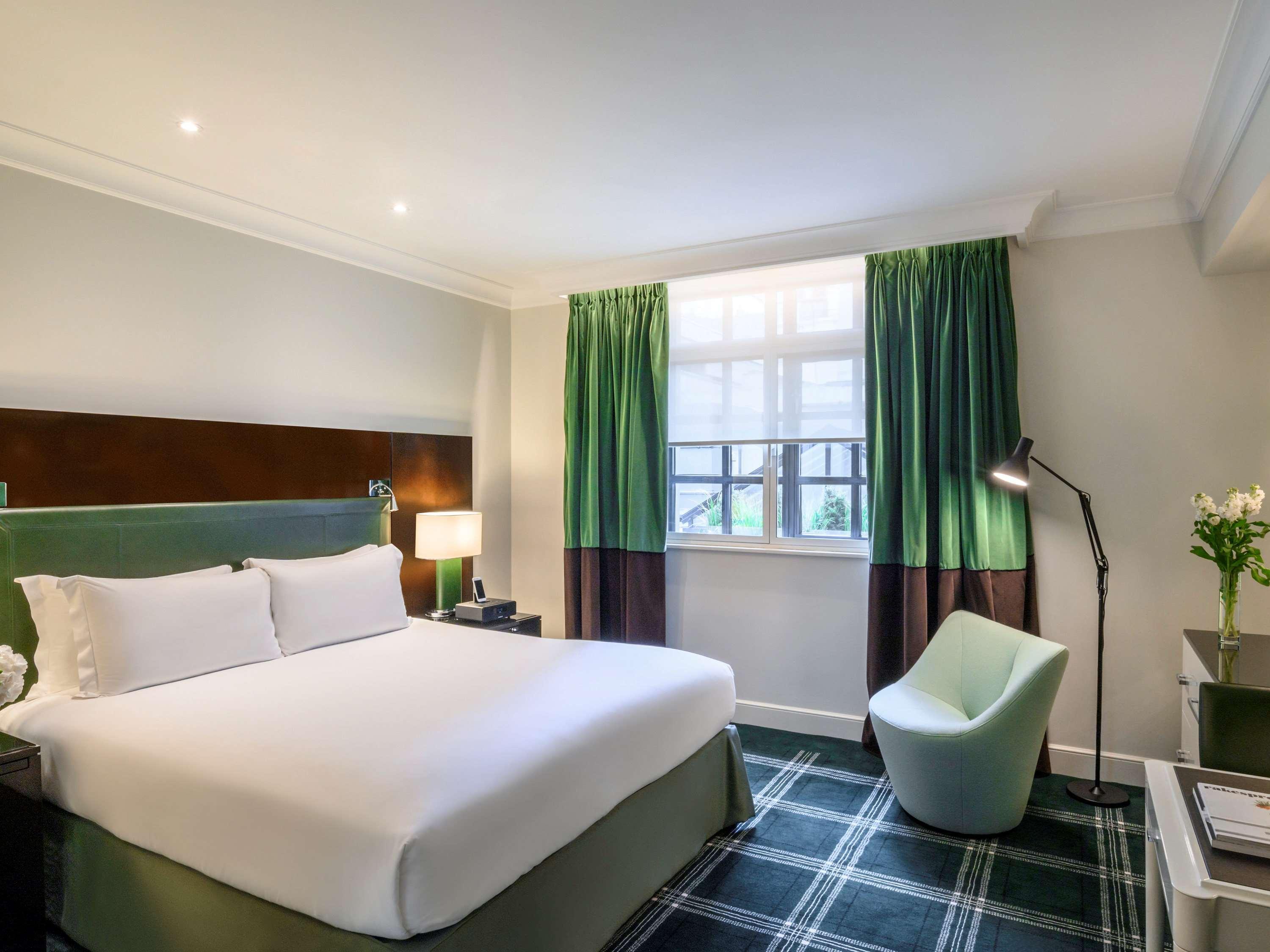 Sofitel London St James Exterior photo A bedroom at the hotel