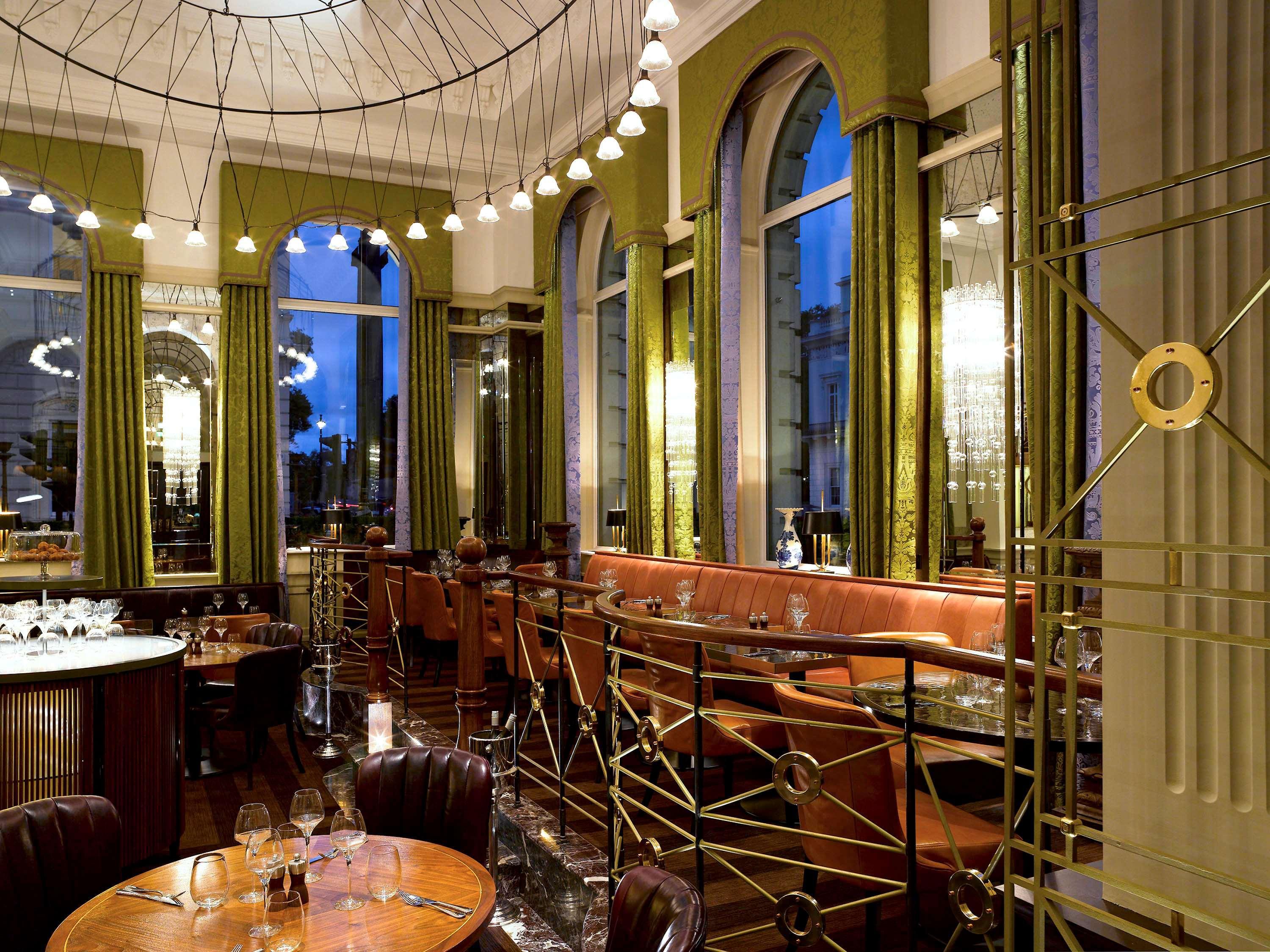 Sofitel London St James Exterior photo Interior of the restaurant